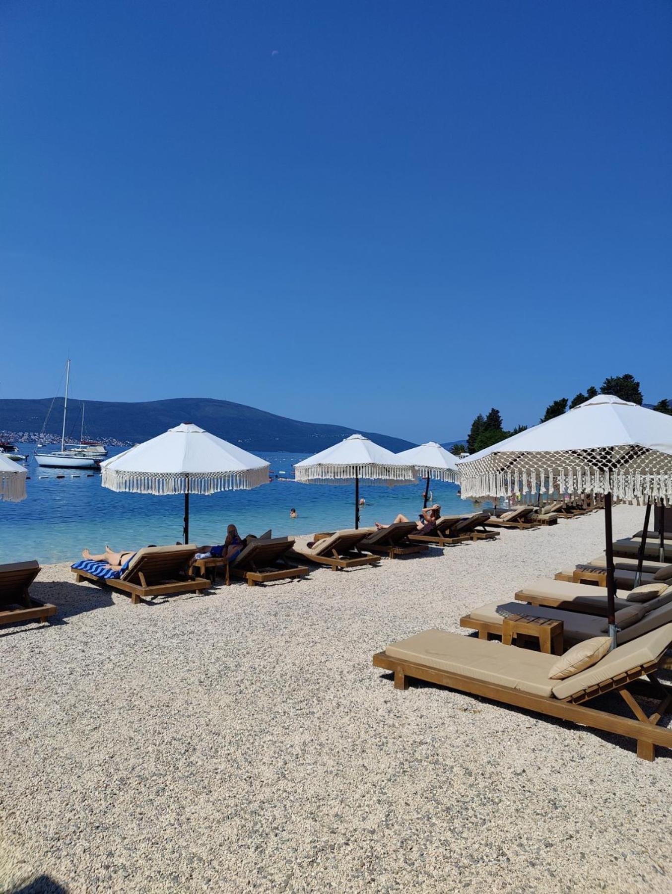 Miro Guesthouse Τίβατ Εξωτερικό φωτογραφία
