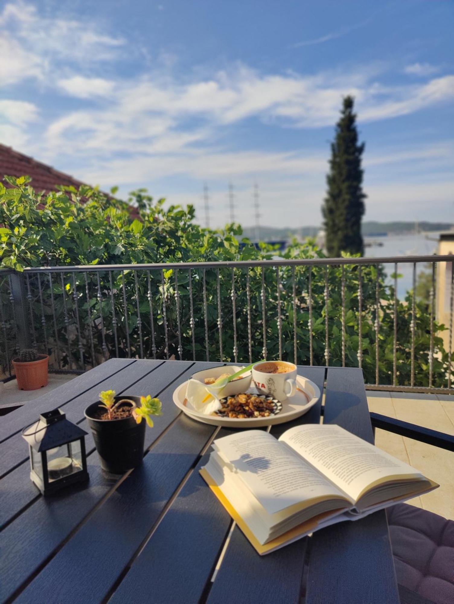 Miro Guesthouse Τίβατ Εξωτερικό φωτογραφία