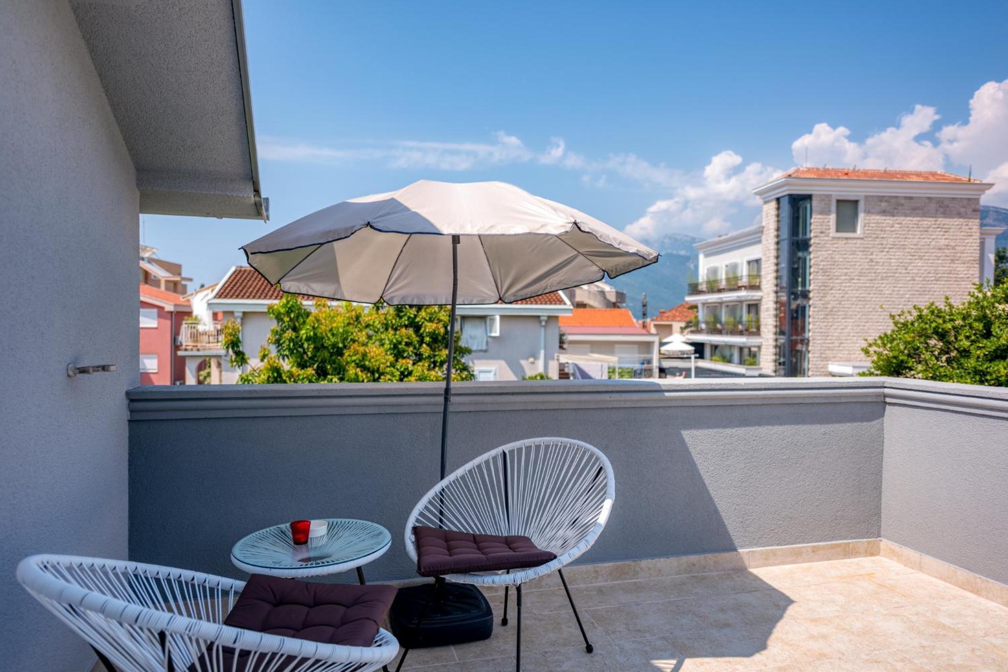 Miro Guesthouse Τίβατ Δωμάτιο φωτογραφία