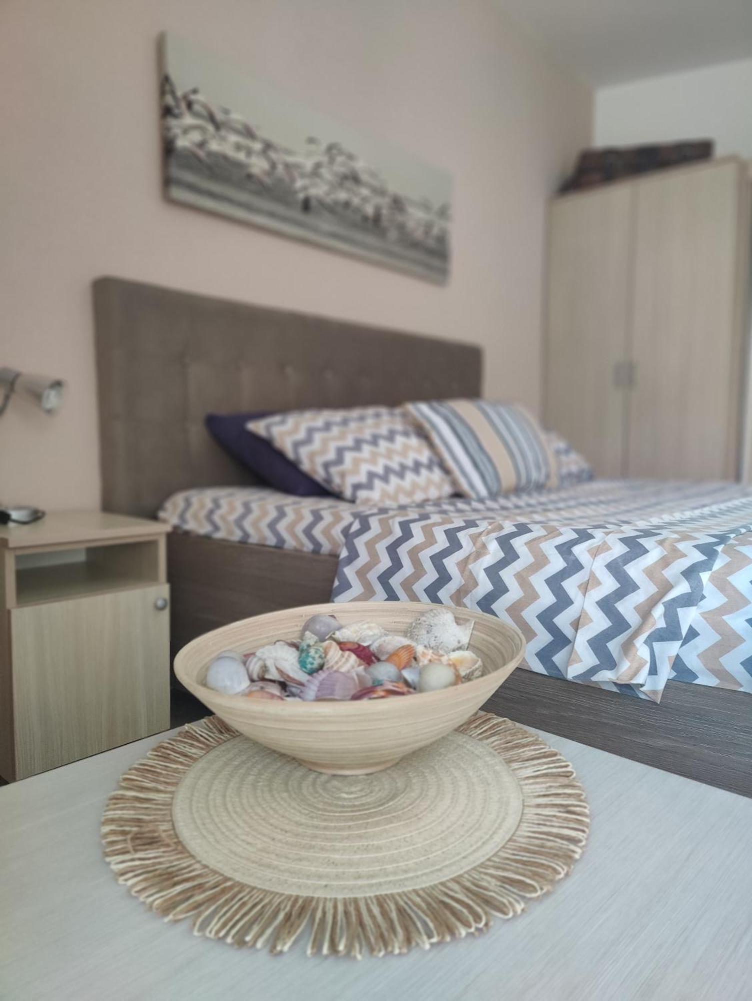 Miro Guesthouse Τίβατ Εξωτερικό φωτογραφία